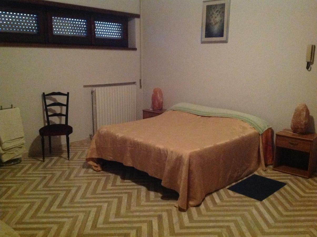 Bed & Breakfast Da Charlie LʼAquila Exterior foto